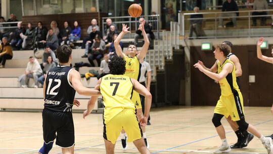Gelb will am Ball bleiben: Der VfL peilt gegen Heidelberg einen Sieg an. Foto: Thimo König Gelb will am Ball bleiben: Der VfL peilt gegen Heidelberg einen Sieg an. Foto: Thimo König