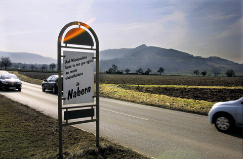 Noch ist die Fläche im Naberner ¿Haken¿ unter der Burg Teck Ackerland. Wenn es nach dem Ortschaftsrat geht, entsteht hier eines Noch ist die Fläche im Naberner ¿Haken¿ unter der Burg Teck Ackerland. Wenn es nach dem Ortschaftsrat geht, entsteht hier eines