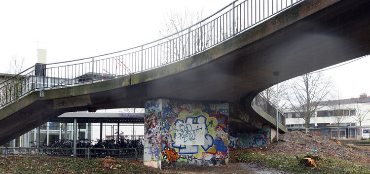 Abbruch der Brücke mit verbindung Rambouilletplatz / Bulkesweg / Teckrealschule