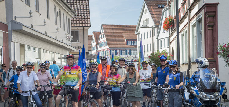 Etwa 50 Teilnehmer starteten bei der Pacemakers-Regio-Rad-Tour in Kirchheim.Foto: Peter Dietrich