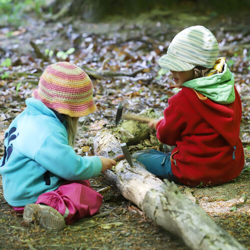 Tägliches Spielen in freier Natur - das wünschen sich immer mehr Eltern für ihre Kinder. Archiv-Foto: Jean-Luc Jacques