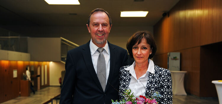 Karl Zimmermann ist erneut zum Kandidaten der CDU für die Landtagswahl bestätigt worden und freut sich gemeinsam mit seiner Frau