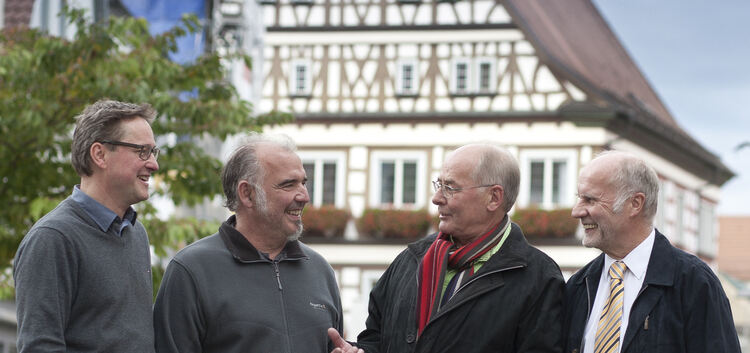 GR Kirchheim, Verabschiedung Albert Kahle 2 von re) und Franz Ochs (2 von links)neue Gemeinderäte links: Christof Schweiss und g
