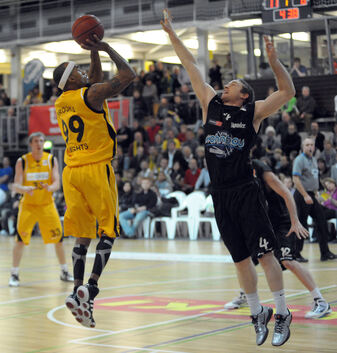 Basketball VfL Kirchheim  Knights - EssenSmith, Ahmad Jamal (1)