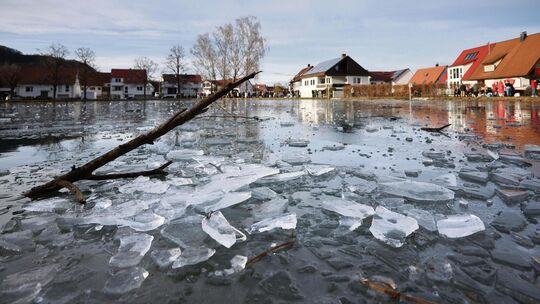 Der Bissinger See diente den VfL-Wassersportlern als Trainingsstätte für den Wettkampf in Burghausen Symbolbild: Carsten Riedl Der Bissinger See diente den VfL-Wassersportlern als Trainingsstätte für den Wettkampf in Burghausen Symbolbild: Carsten Riedl