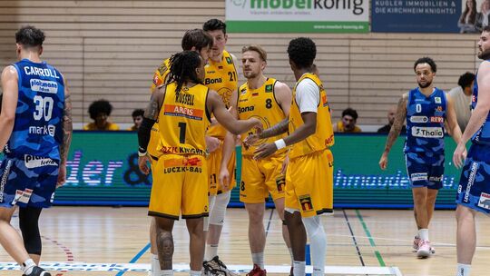 Lagebesprechung: Die Knights sind vor Münster gewarnt. Foto: Nina Sander