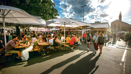 Publikumsmagnet: Das Estival lockte 2025 etwa 100.000 Besucher an. Foto: Roberto Bulgrin Publikumsmagnet: Das Estival lockte 2025 etwa 100.000 Besucher an. Foto: Roberto Bulgrin