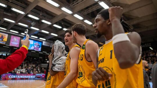 Sind heiß auf den nächsten Sieg: Chuck Harris, Nick Spinoso, Nil Failenschmid und Tyrel Morgan. Foto: Nina Sander