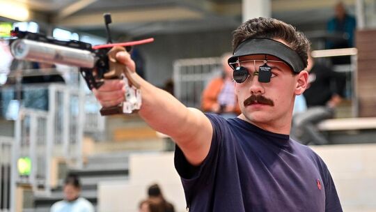 Sein Ehrenpunkt war gegen Hambrücken zu wenig: Stefan Schaufler und der TSV Ötlingen sind wieder abgestiegen. Foto: Markus Bränd Sein Ehrenpunkt war gegen Hambrücken zu wenig: Stefan Schaufler und der TSV Ötlingen sind wieder abgestiegen. Foto: Markus Bränd