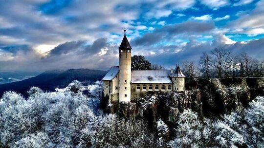 Joachim Franz hat die eingeschneite Teck auf seinem Bild festgehalten.
