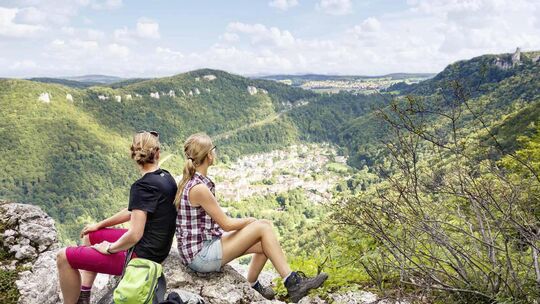 Die Schwäbische Alb präsentiert sich wieder als Wanderregion. Foto: pr