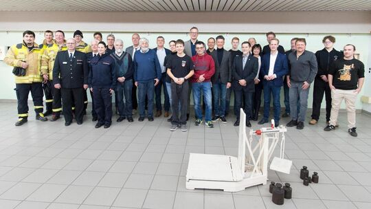 Erstmals hatte der Schützenverein Dettingen zusammen mit dem Budo Club-Polizei zum Neujahrs-Prominentenwiegen ins Dettinger Schü