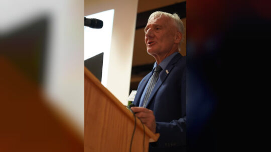 Norbert Smetak bei seinem Vortrag auf dem Neujahrsempfang in Unterensingen. Im Mittelpunkt stand die Zukunft der medizinischen V