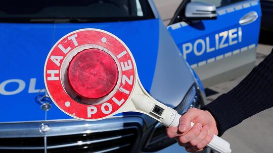 Für sichere Fasnetstage ist die Polizei verstärkt im Einsatz. Archivfoto: Daniela Haußmann