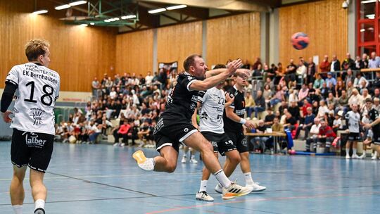 Luca Bächle und die HSG OLE wollen in Filderstadt-Bernhausen ein Zeichen setzen und zwei Punkte entführen. Foto: Markus Brändli Luca Bächle und die HSG OLE wollen in Filderstadt-Bernhausen ein Zeichen setzen und zwei Punkte entführen. Foto: Markus Brändli