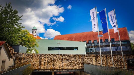 Im Weilheimer Rathaus macht man sich viele Gedanken um Einsparpotenziale. Foto: pr Im Weilheimer Rathaus macht man sich viele Gedanken um Einsparpotenziale. Foto: pr