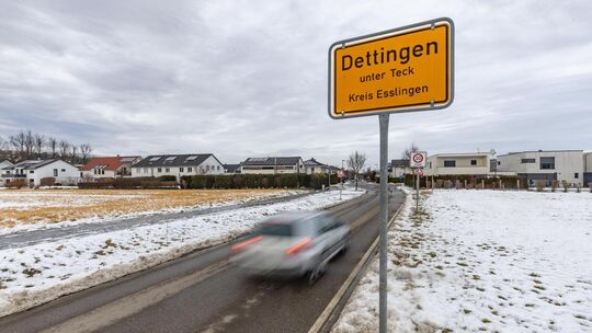 Dettingen befürchtet mehr Verkehr auf der Gemeindeverbindungsstraße. Foto: Carsten Riedl Dettingen befürchtet mehr Verkehr auf der Gemeindeverbindungsstraße. Foto: Carsten Riedl