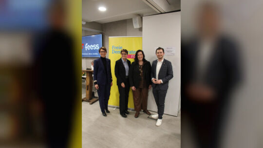 Judith Skudelny (v. l.), Irmgard Freidler, Nicole Falkenstein und Dennis Birnstock waren beim Neujahrsempfang der FDP. Foto: Kai