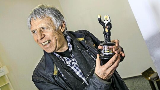 Aufnahme aus dem Jahr 2016: Fotograf Dieter Blum in seinem alten Fotostudio in Esslingen-Hegensberg.  Archivfoto: Horst Rudel