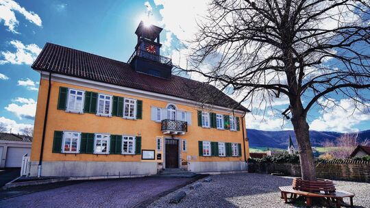 Das Land unterstützt die Stadt Owen bei der Sanierung und Erweiterung des Rathauses. Archivfoto: Jörg Bächle Das Land unterstützt die Stadt Owen bei der Sanierung und Erweiterung des Rathauses. Archivfoto: Jörg Bächle