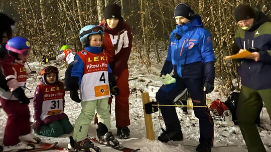 Die Kleinsten ganz groß: Bei den Rennen um das „Alb Double“, hier in Laichingen, stand der Ski-Nachwuchs im Mittelpunkt. Foto: T