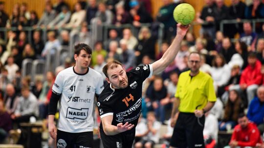 Luca Bächle und die HSG OLE sind ohne Punkte aus Köngen heimgekehrt. Foto: Markus Brändli Luca Bächle und die HSG OLE sind ohne Punkte aus Köngen heimgekehrt. Foto: Markus Brändli