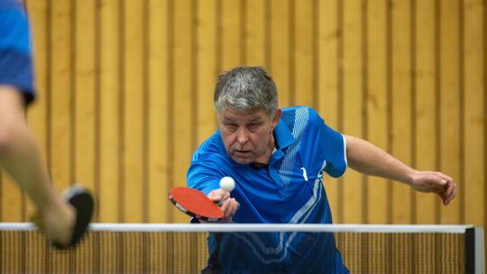 Oliver Jungbauer und der TSV Jesingen unterlagen nach großem Kampf knapp mit 7:9. Foto: Carsten Riedl