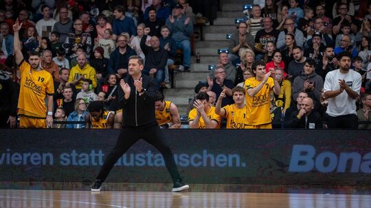 Unter Strom: Die Bozic Knights um ihren Headcoach Igor Perovic befinden sich nach ihren Leistungen zuletzt im Soll und können a