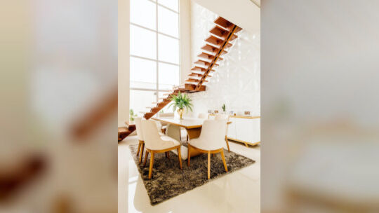 Der Hauptwohnraum sollte mit ausreichend Tageslicht versorgt sein. Foto: Pixabay