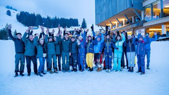 Nicht nur auf der Piste, auch bei den Organisatoren und Helfern der beiden ausrichtenden Vereine war die Stimmung beim zweiten T Nicht nur auf der Piste, auch bei den Organisatoren und Helfern der beiden ausrichtenden Vereine war die Stimmung beim zweiten T