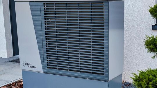 Erstmals sind knapp die Hälfte aller in Deutschland verkauften Wärmeerzeuger Wärmepumpen. Foto: Jörg Bächle