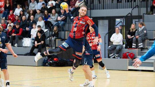 Leo Real und der TSV Weilheim wollen nach den Leistungen zuletzt eine deutliche Reaktion zeigen.  Foto: Thomas Kaltenecker