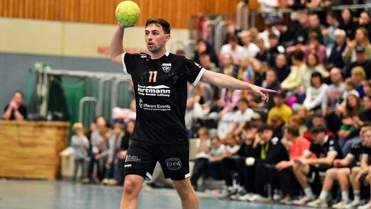 Tobias Baumann und die HSG sind derzeit gut drauf. Foto: Markus Brändli