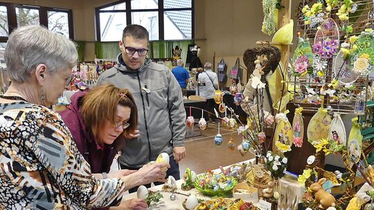 Zum 33. Mal hat der Ostermarkt in Schlierbach seine Pforten geöffnet. Foto: Sabine Ackermann Zum 33. Mal hat der Ostermarkt in Schlierbach seine Pforten geöffnet. Foto: Sabine Ackermann