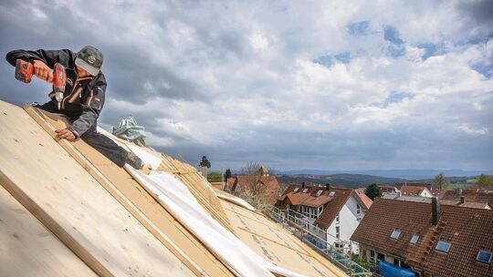Den Ausbau von Dachgeschossen in Wohngebieten will die Stadt Kirchheim möglichst unbürokratisch genehmigen. Sollte der „Bauturbo