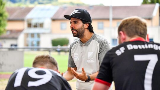 Simone Stuppia (im Bild) und Gabriele Rizzo sind nicht mehr Trainer in Dettingen. Foto: Markus Brändli Simone Stuppia (im Bild) und Gabriele Rizzo sind nicht mehr Trainer in Dettingen. Foto: Markus Brändli