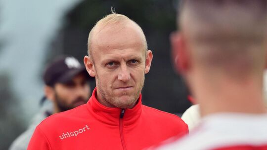 Knapp viereinhalb Jahre nach seinem Aus in Weilheim ist Oliver Klingler zurück im Trainer-Geschäft. Foto: Markus Brändli​​​​​​​