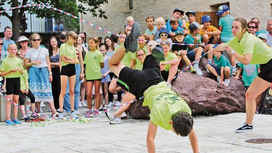 Die Owener Vereine sorgen beim Stadtfest für Verpflegung und Unterhaltung, hier die Gruppe Rope Skipping vom TSV Owen. Archivfot Die Owener Vereine sorgen beim Stadtfest für Verpflegung und Unterhaltung, hier die Gruppe Rope Skipping vom TSV Owen. Archivfot