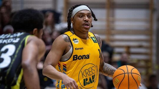 Mann des Abends in Tübingen: Nachdem er bis zur Pause gerade mal zehn Punkte erzielt hatte, drehte Philipp Russell in den zweite Mann des Abends in Tübingen: Nachdem er bis zur Pause gerade mal zehn Punkte erzielt hatte, drehte Philipp Russell in den zweite