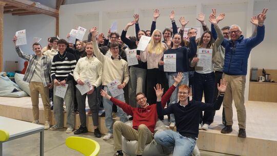 Motiviert und engagiert: Die 17 Jugendlichen präsentierten sich beim Seminar in der Hochschule Nürtingen gut gelaunt. Foto: pr Motiviert und engagiert: Die 17 Jugendlichen präsentierten sich beim Seminar in der Hochschule Nürtingen gut gelaunt. Foto: pr