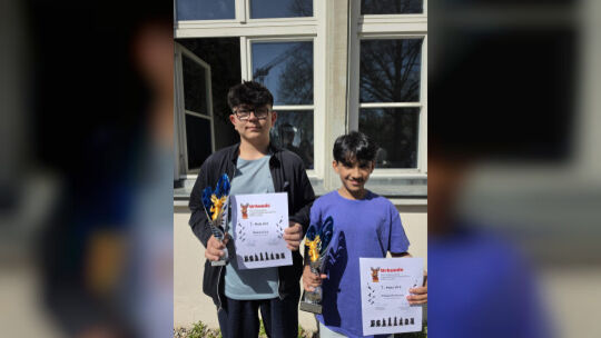 Erfolgreicher Schachnachwuchs: Manuel Park (links) und Vihaan Krishnan. Foto: pr