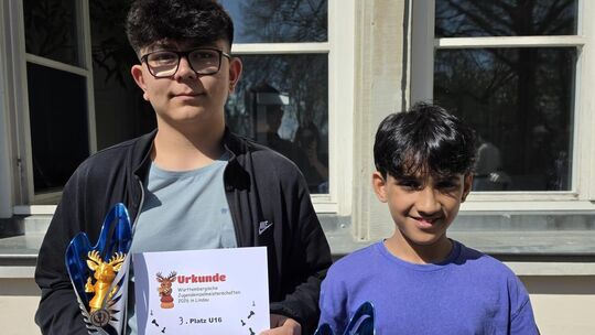 Erfolgreicher Schachnachwuchs: Manuel Park (links) und Vihaan Krishnan. Foto: pr