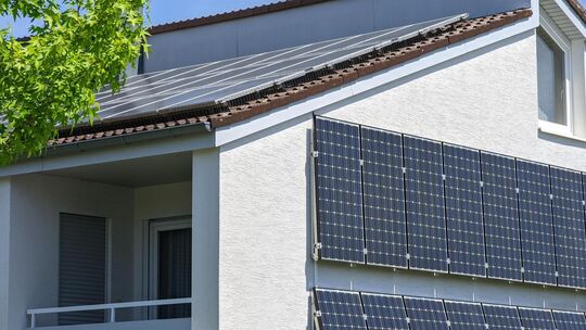 Um die Energiewende voranzutreiben und den notwendigen PV-Ausbau von jährlich rund 20 Gigawatt Solarleistung zu erreichen, sei e