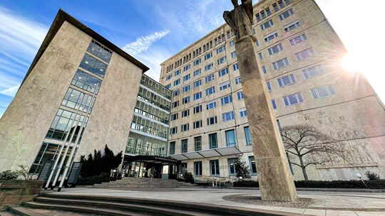 Vor dem Stuttgarter Landgericht müssen sich zwei 29-Jährige aus Kirchheim wegen Drogenhandels verantworten. Archivfoto: Johanne