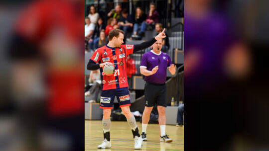 Sebastian Martin war der entscheidende Antreiber in einer guten Anfangsphase der Weilheimer Handballer in Ebersbach. Foto: Mark