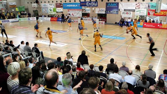 Die Knights füllen die Sporthalle Stadtmitte bei nahezu jedem Heimspiel - und das seit 20 Jahren. Archivfoto
