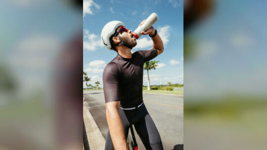 Besonders betroffen sind lange Ausdauersportarten, wie Laufen, Radfahren oder Triathlon. Foto: Pexels / Jonathan Borba