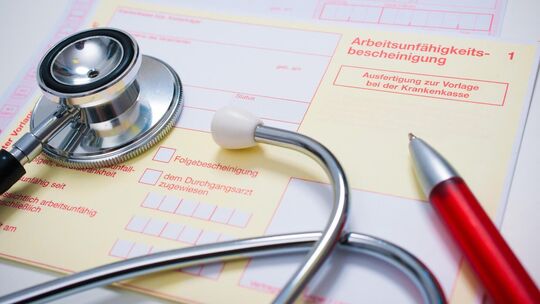 Der höchste Krankenstand wurde in der Altersgruppe der 60-64-Jährigen verzeichnet. Symbolfoto: stock.adobe.com Der höchste Krankenstand wurde in der Altersgruppe der 60-64-Jährigen verzeichnet. Symbolfoto: stock.adobe.com