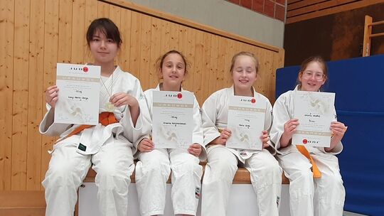 Lucy Varga, Kristina Schlittenbauer, Daria Greb, Sophie Thielsch (v.l.). Foto: pr