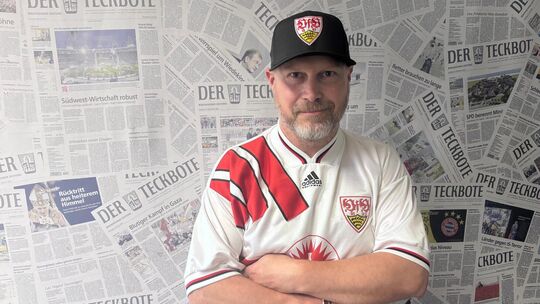 Die rot-weiße Zuversicht in Person: David Lempp ist VfB-Fan aus Leidenschaft. Foto: Peter Eidemüller Die rot-weiße Zuversicht in Person: David Lempp ist VfB-Fan aus Leidenschaft. Foto: Peter Eidemüller